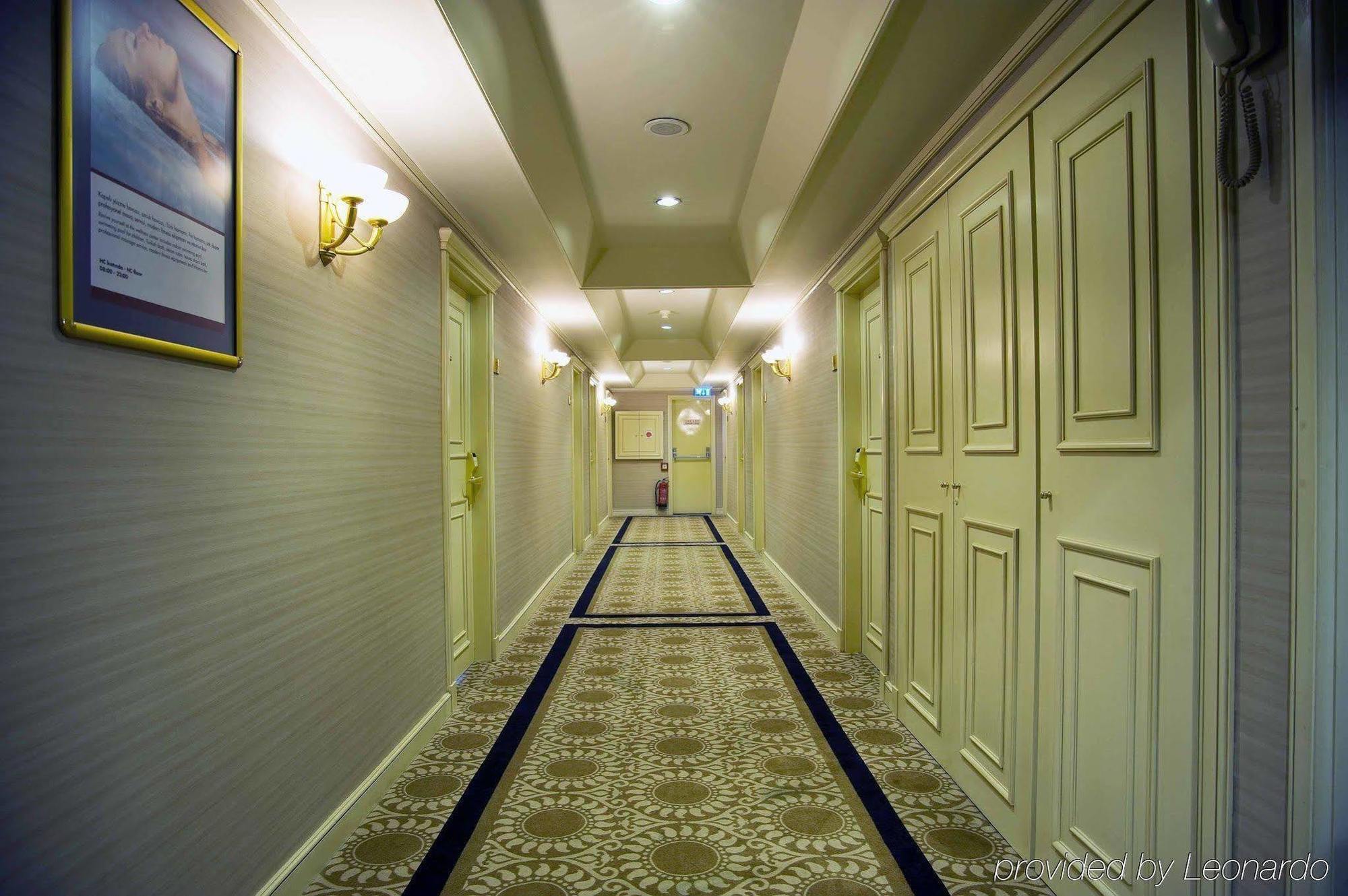Elite World Comfy Istanbul Taksim Hotel Интериор снимка